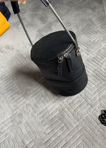 Mango Siyah Deri Fermuarlı Kadın Çantası - Görsel 4