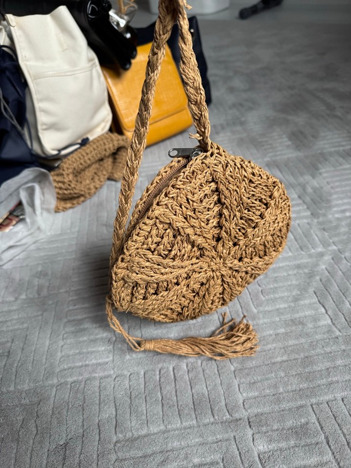 Püsküllü Bej Örgü Kadın Çapraz Çanta - Görsel 2