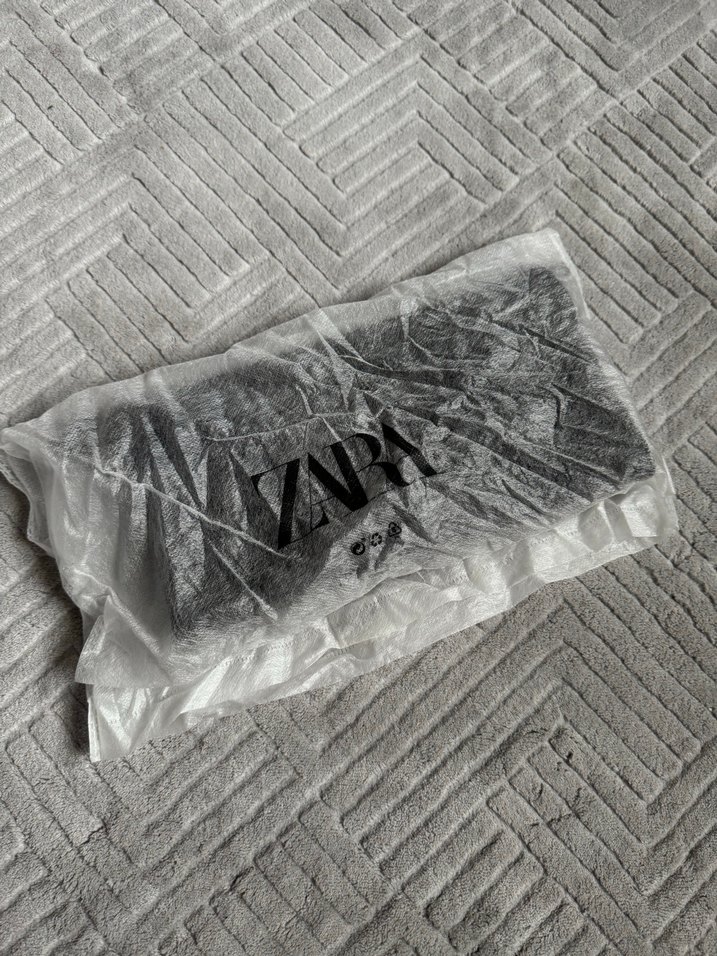 Zara Yılan Desenli Siyah Deri Gotik Çanta - Görsel 5