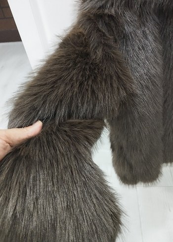 42-46 beden arasına uygun suni kürk - Görsel 4