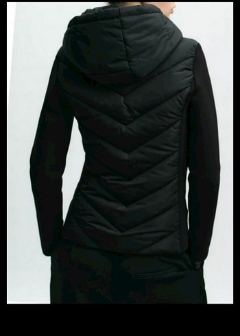 S beden Zara Kontrast Şişme Kısa Mont - Görsel 3