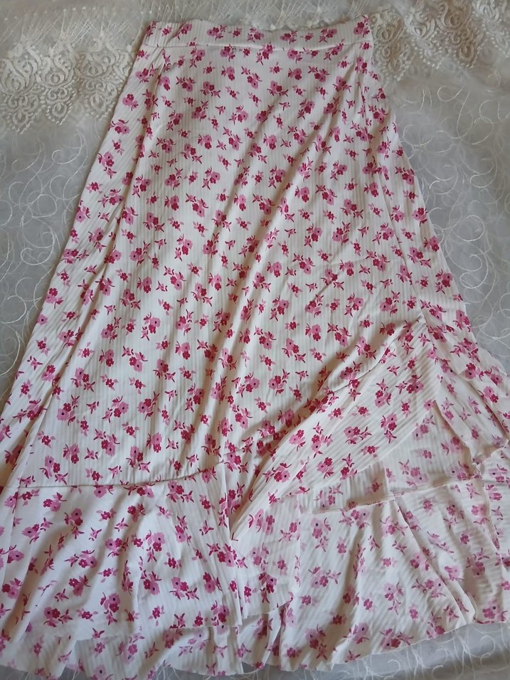 Pembe Çiçekli Uzun yırtmaçlı Etek - Görsel 2