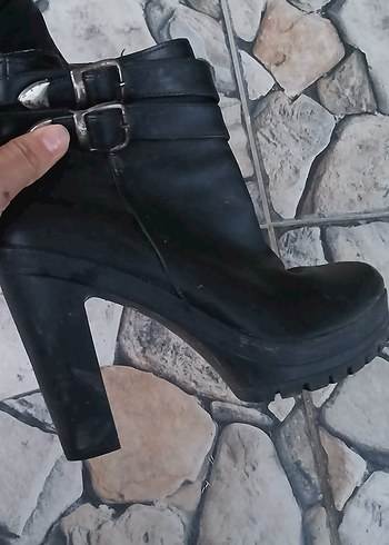 Kahverengi Deri Dolgu Topuklu Kadın Bot - Görsel 5