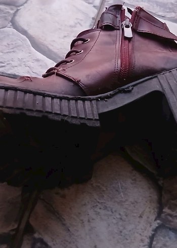 Kahverengi Deri Dolgu Topuklu Kadın Bot - Görsel 13