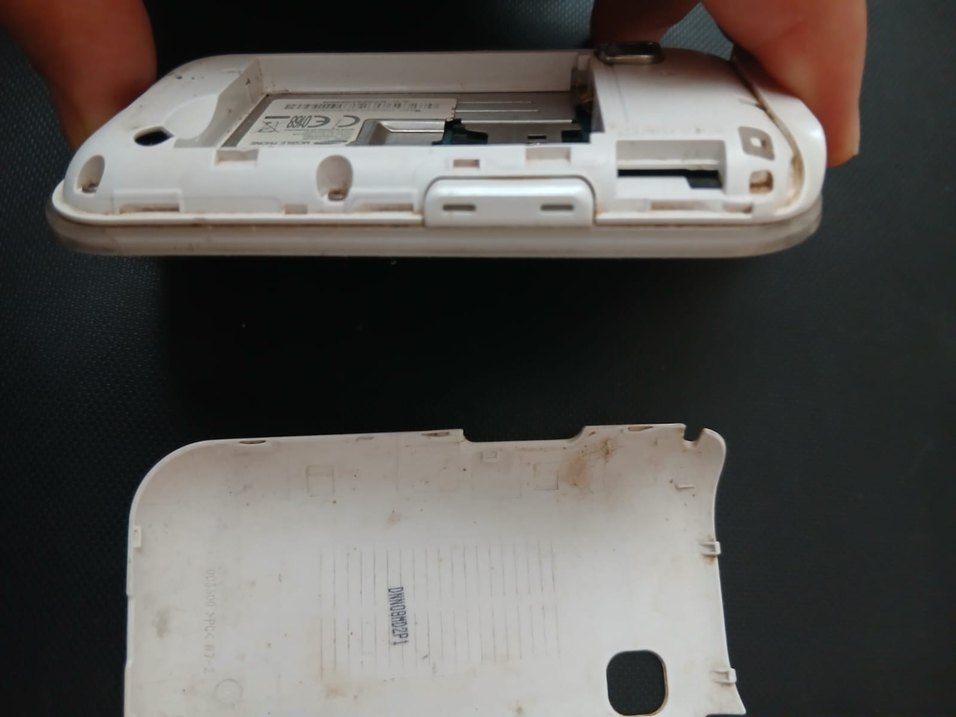 Samsung Siyah Android Telefon - Görsel 5