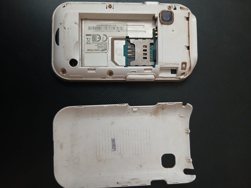 Pembe Samsung Hello Kitty Android Telefon - Görsel 5