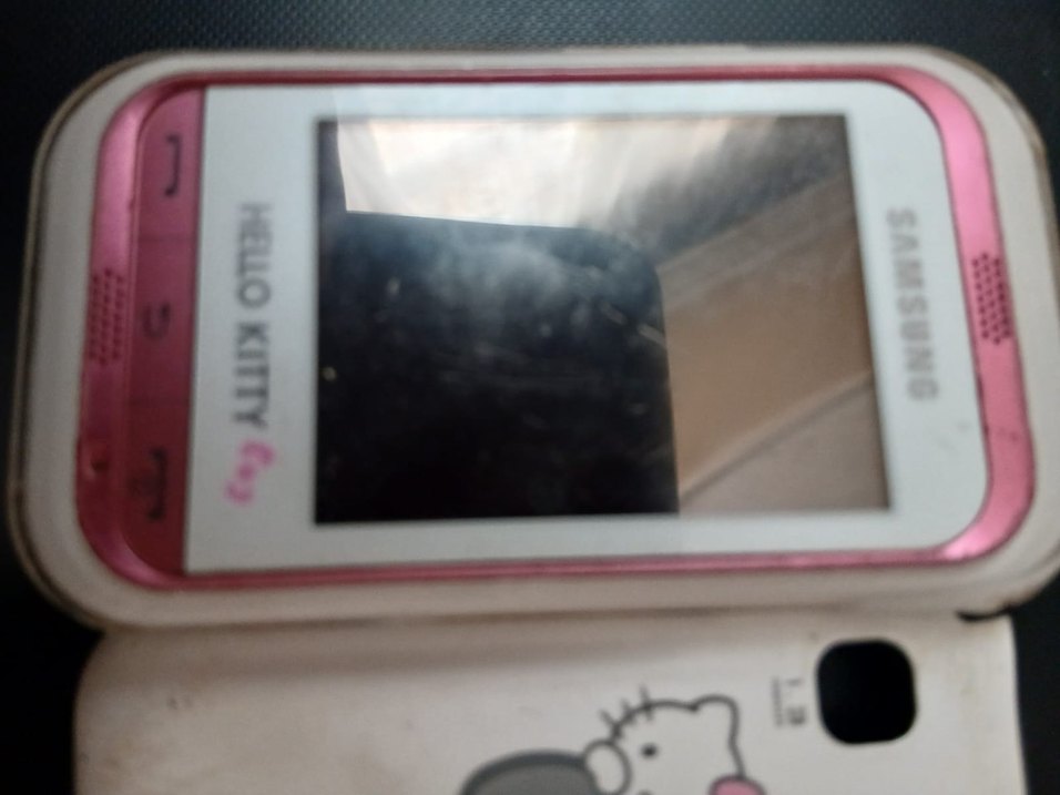 Pembe Samsung Hello Kitty Android Telefon - Görsel 2