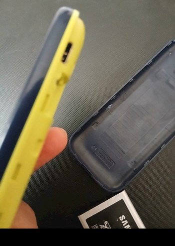 Sarı Çift SIM Kartlı Samsung Telefon - Görsel 5