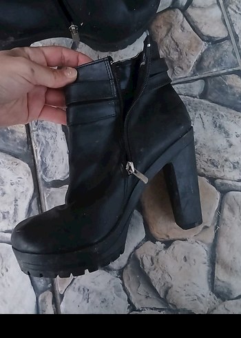 Siyah Deri Platform Topuklu Kadın Bot - Görsel 2