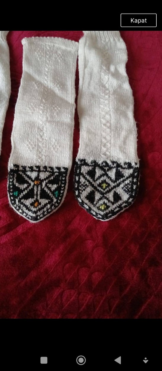 Nakışlı Beyaz kışlık el emeği Çorabı - Görsel 5