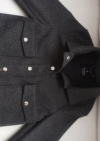 Düğmeli Gri Kısa Yün Kadın Kaban - Görsel 3