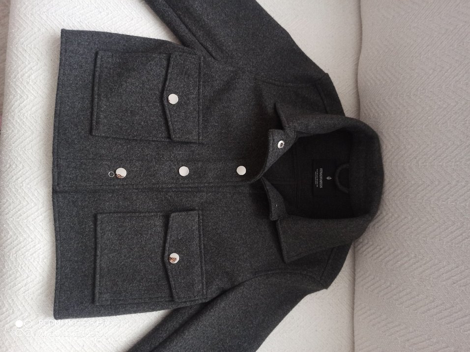 Düğmeli Gri Kısa Yün Kadın Kaban - Görsel 3