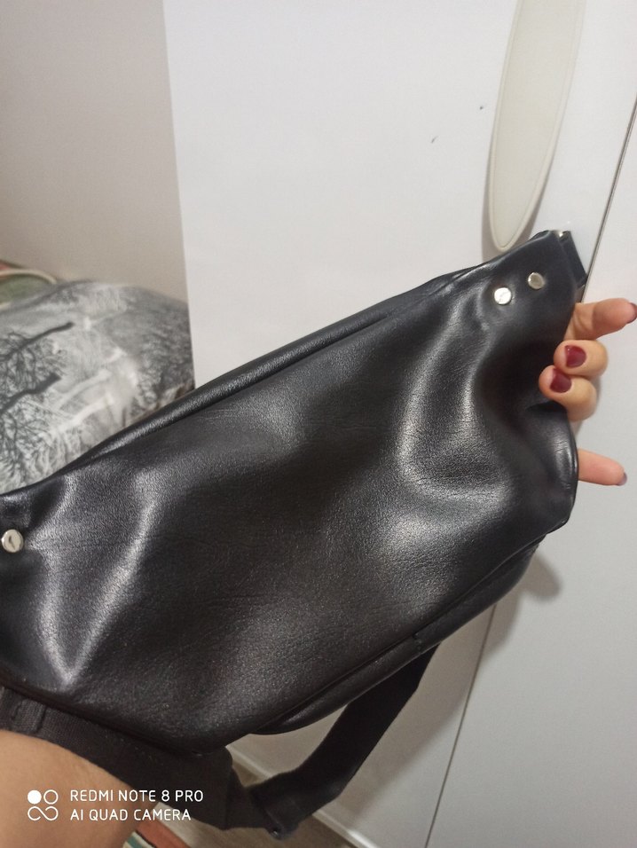 Zincir Detaylı Siyah canta - Görsel 3