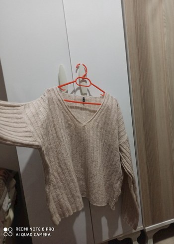 Bej V Yaka Örgü Kadın Kazak - Görsel 2