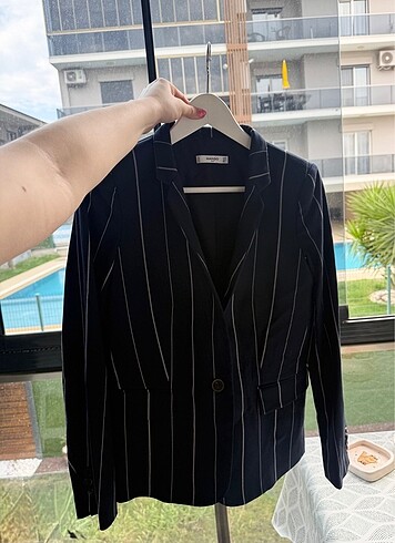 Mango lacivert beyaz çizgili ceket