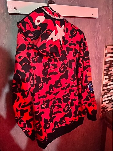 Standart Beden Beden bordo Renk Bape x Shark Ceket Hırka Kırmızı L Beden İki Adet Kaldı