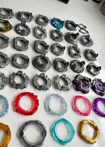  Beyblade burst