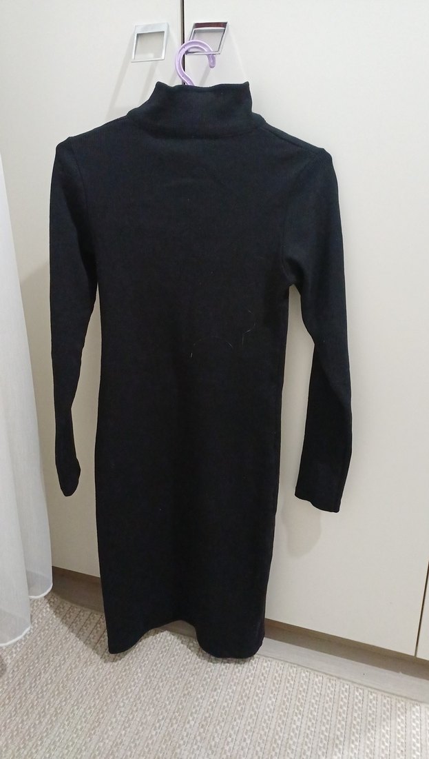 Siyah V Yaka Midi Triko Elbise - Görsel 5