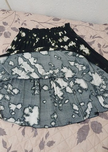 Bağlama Desenli Siyah  Piliseli Midi Etek - Görsel 2