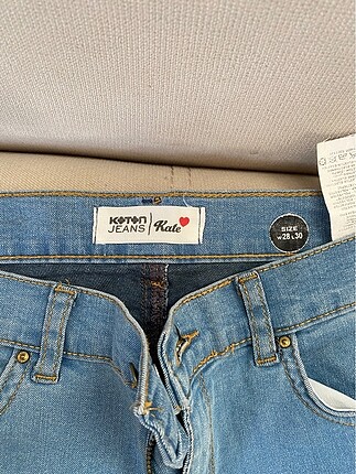28 Beden mavi Renk Koton jean