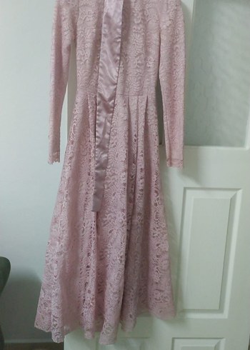 Dantel Detaylı Pembe Uzun Elbise - Görsel 3