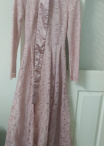 Dantel Detaylı Pembe Uzun Elbise - Görsel 2