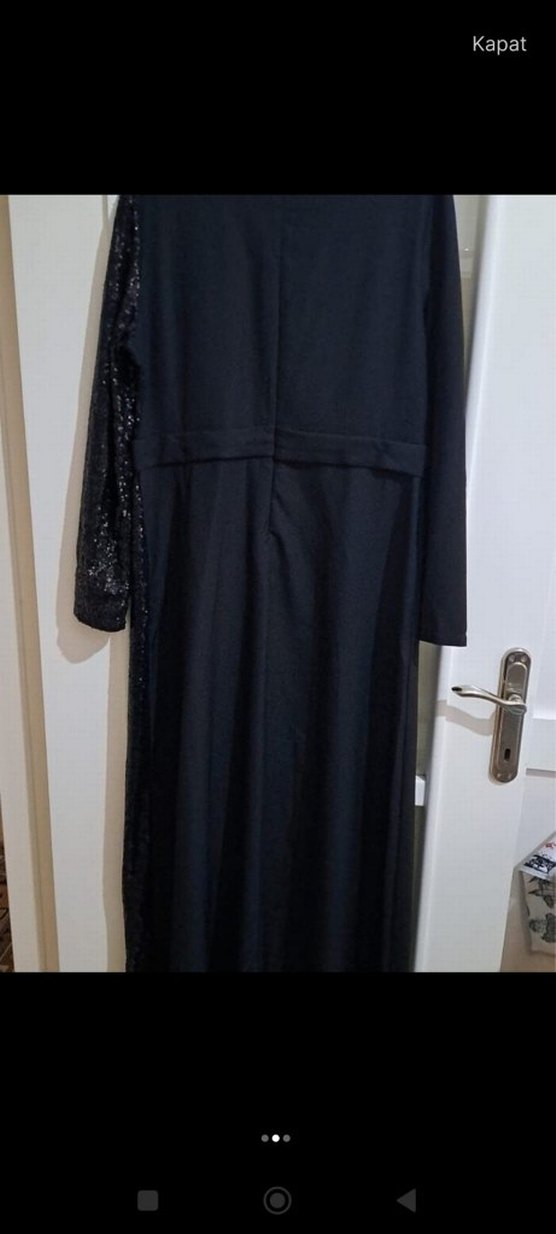 Kemer Detaylı Siyah Uzun Abiye Elbise - Görsel 2