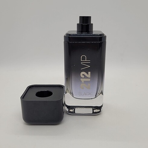 Beden Renk Caroline Herrera 212 Vip Black 100 ml Edp