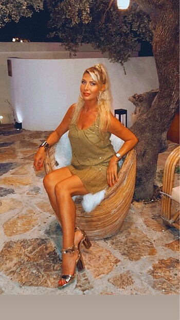 m Beden Gece elbisesi