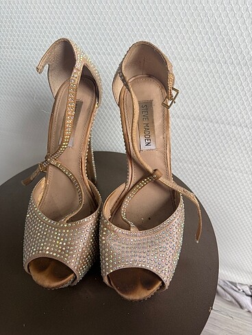 38 Beden Taşlı 15 punt steve madden