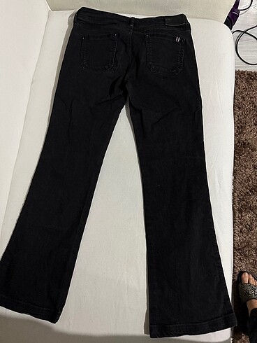 Mango jean