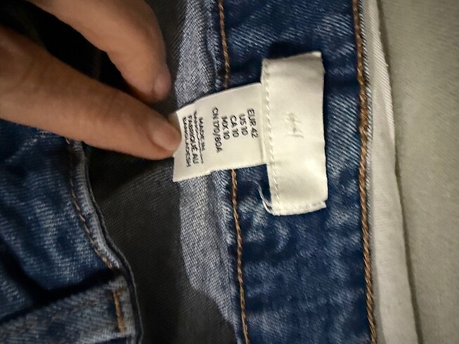 42 Beden lacivert Renk H&M jean