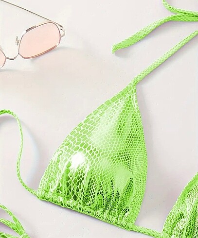 m Beden Yılan birisi baskılı bikini
