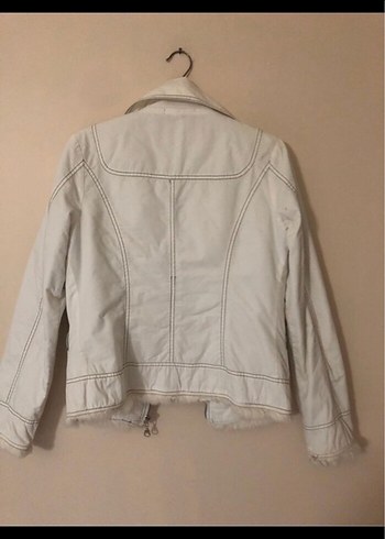 Dik Yaka Beyaz Kadın Ceket - Görsel 2