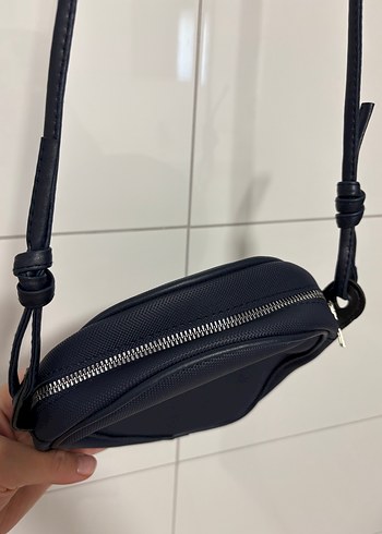 Lacivert Deri Yuvarlak Çanta - Görsel 3