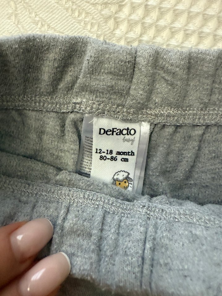 DeFacto Erkek Çocuk Gri ve Desenli Rahat Pantolon - Görsel 3