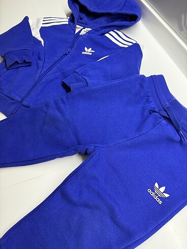 12-18 Ay Beden mavi Renk Adidas orijinal erkek bebek 12-18 ay eşofman takımı