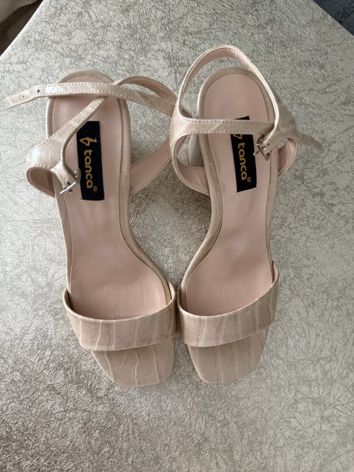 Kemal tanca Bej Yılan Desenli Tokalı Kadın Topuklu Ayakkabı - Görsel 3