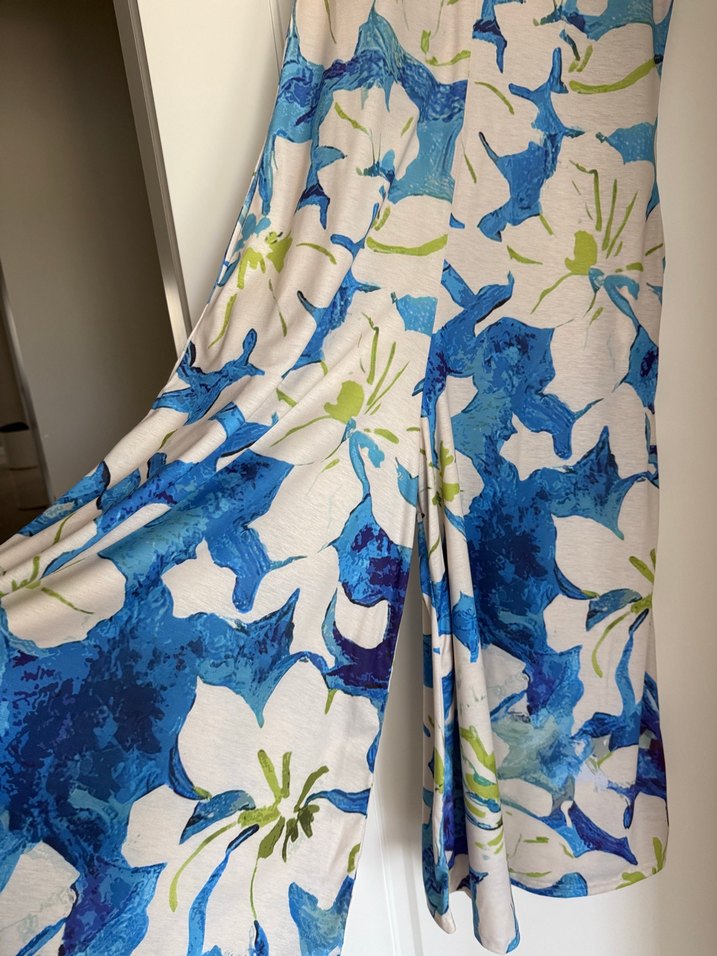 Mavi Beyaz Çiçekli Uzun Askısız tulum - Görsel 2