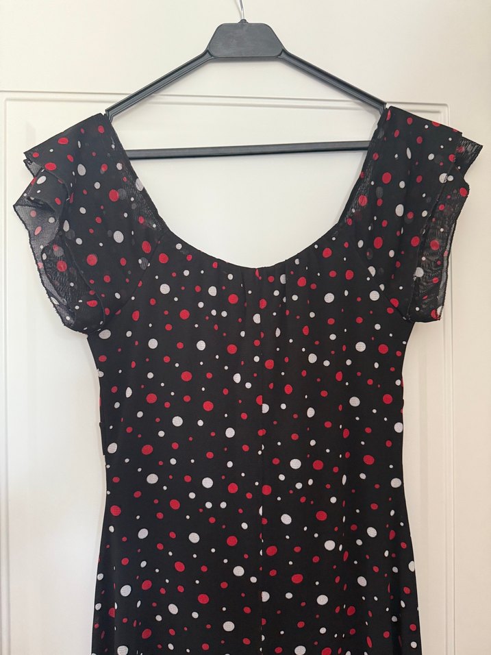 Puantiye Desenli Siyah Midi Elbise - Görsel 3