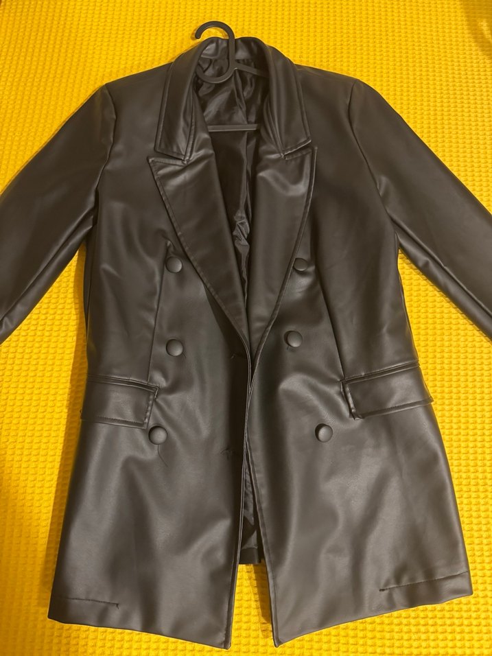 Düğmeli Siyah Deri Kadın Ceket - Görsel 2