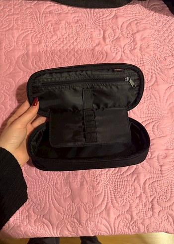 Siyah Eastpak kalemlik - Görsel 4