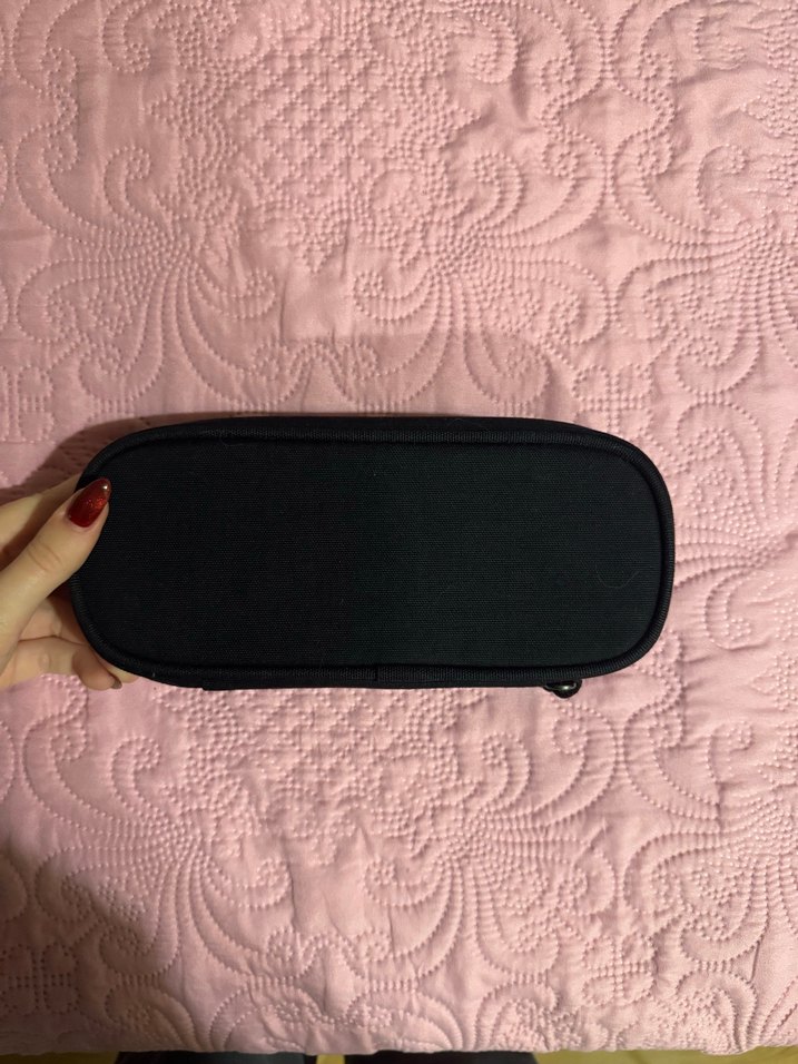 Siyah Eastpak kalemlik - Görsel 3