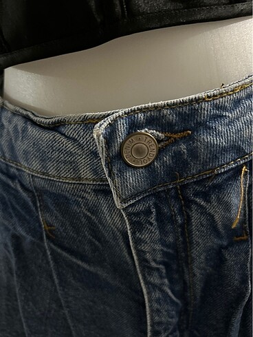 Zara crop ve Trendyol şort etek - Görsel 3