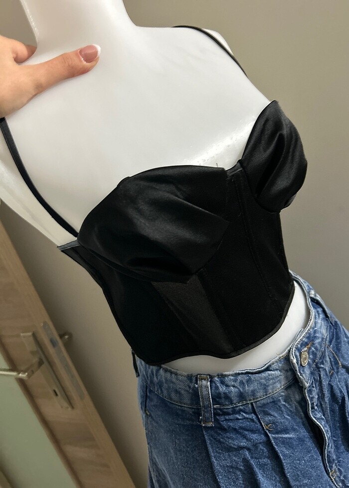 Zara crop ve Trendyol şort etek - Görsel 5
