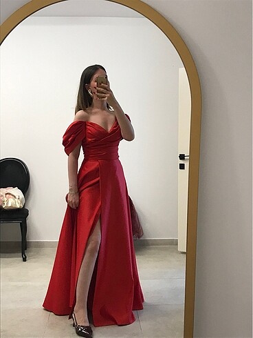 Kırmızı abiye