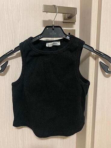 askılı siyah crop