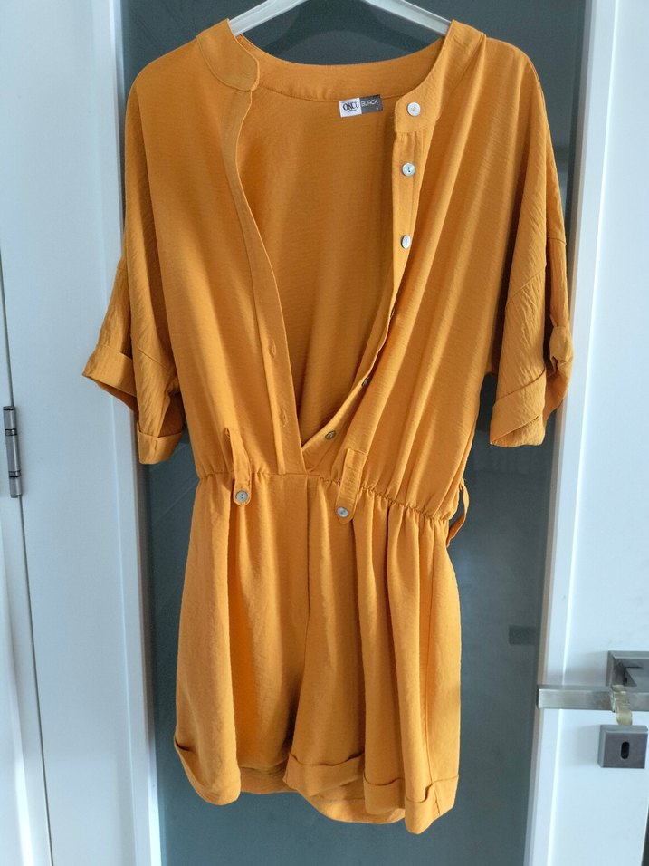 Düğmeli Sarı Mini şort takım yarım kollu - Görsel 3