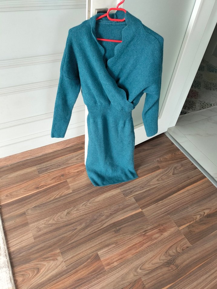 Uzun Kollu Örme Boğazlı Kadın Elbise - Görsel 2