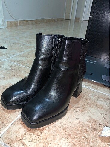 39 Beden Nine west topuklu bot
